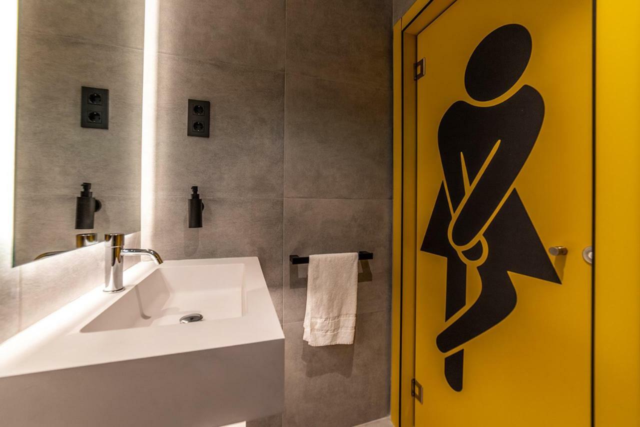 Petit Hostel La Latina (Adults Only) Madrid Extérieur photo