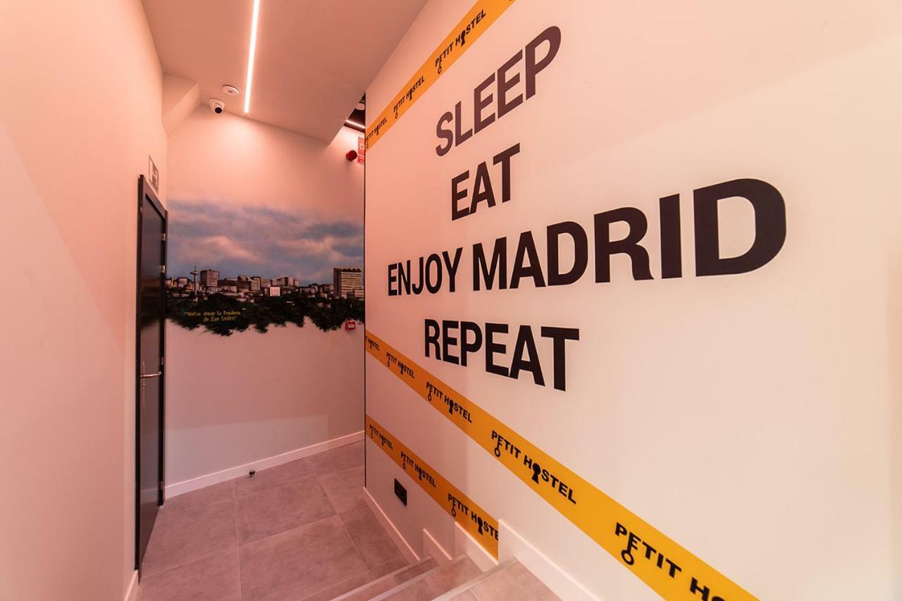 Petit Hostel La Latina (Adults Only) Madrid Extérieur photo
